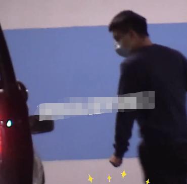 李易峰微信爆料视频,娱乐圈幕后真相大曝光  第2张 李易峰微信爆料视频,娱乐圈幕后真相大曝光  第2张
